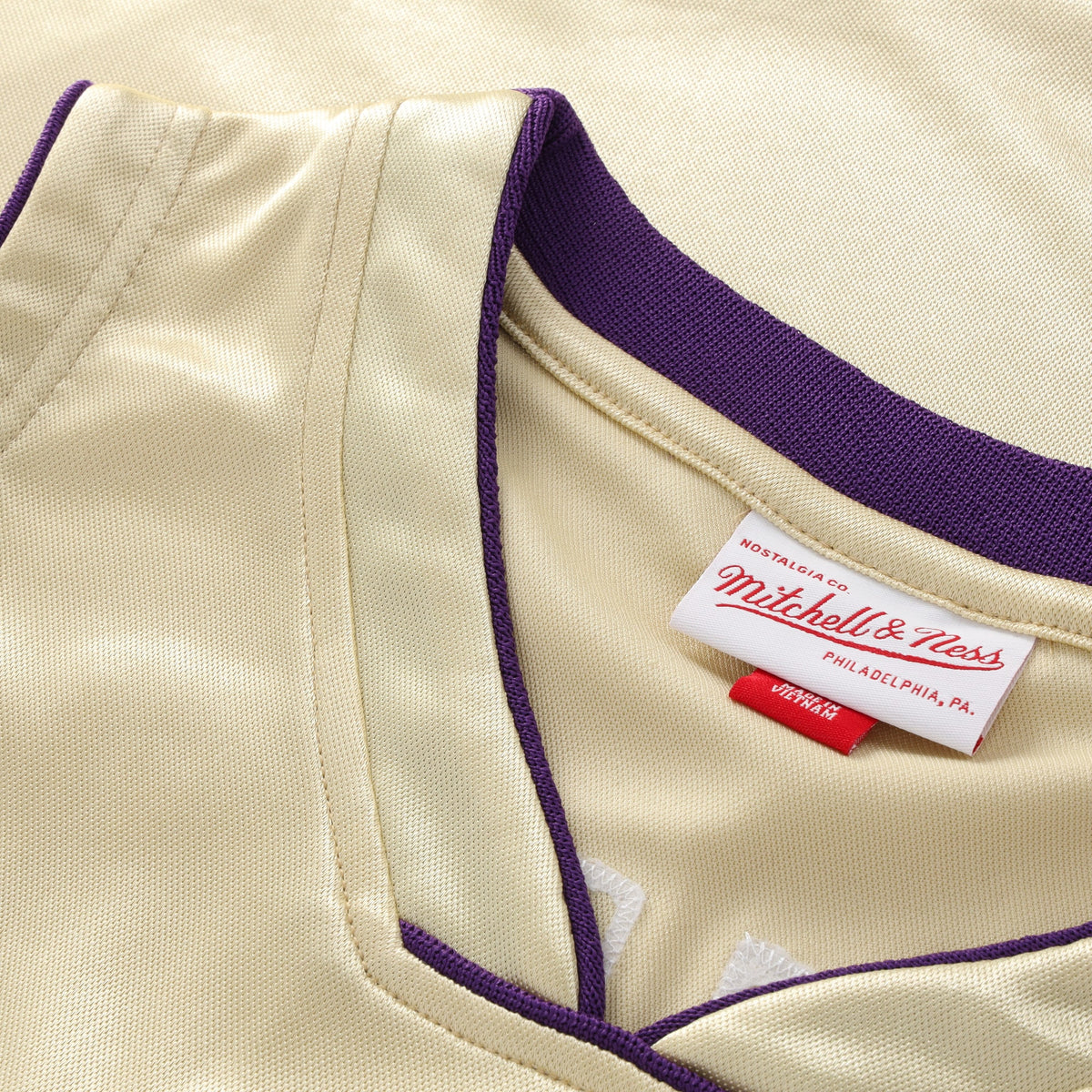 Los Angeles Lakers Authentic HOF Jersey - Kobe Bryant