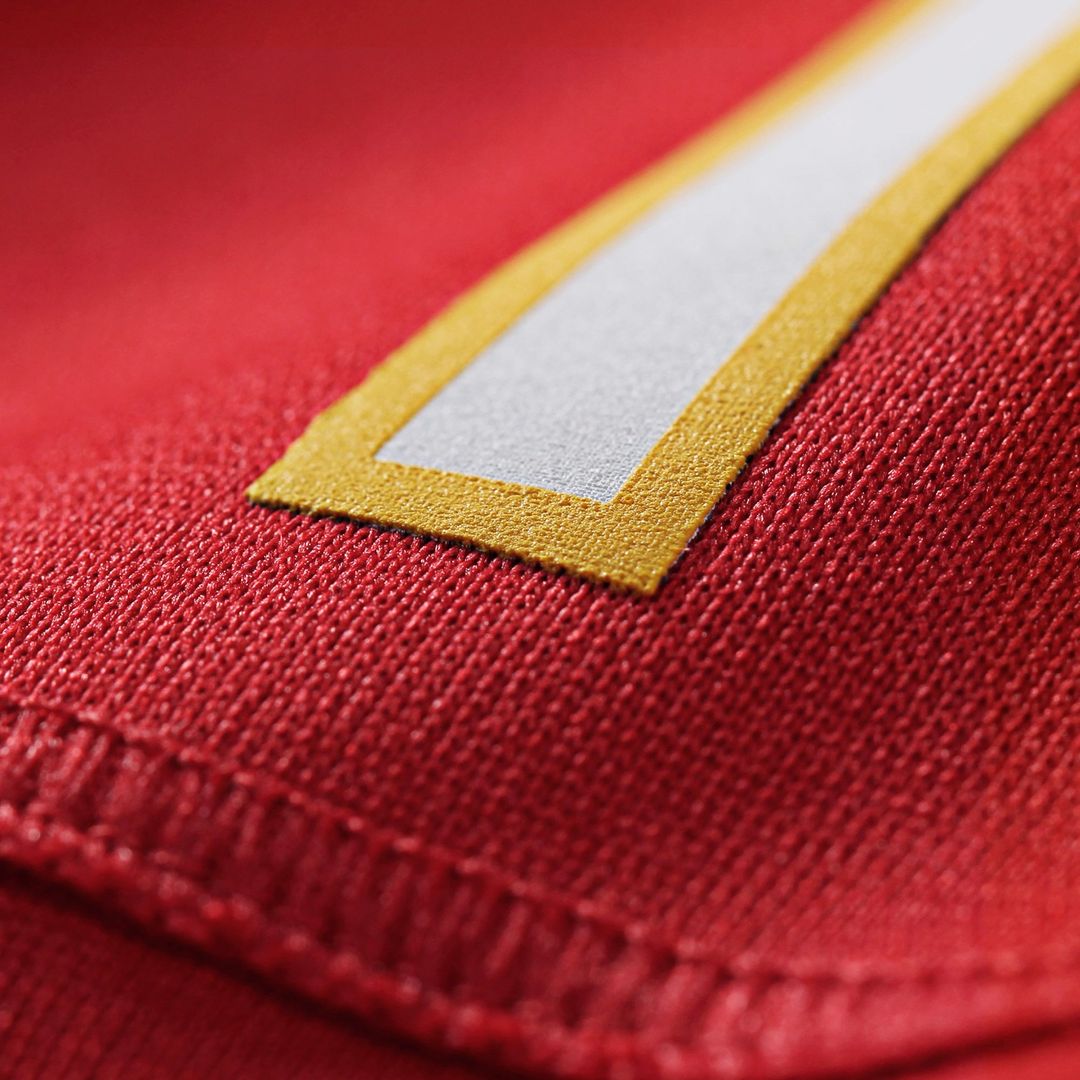 Travis Kelce Kansas City Chiefs Youth Jersey - Red