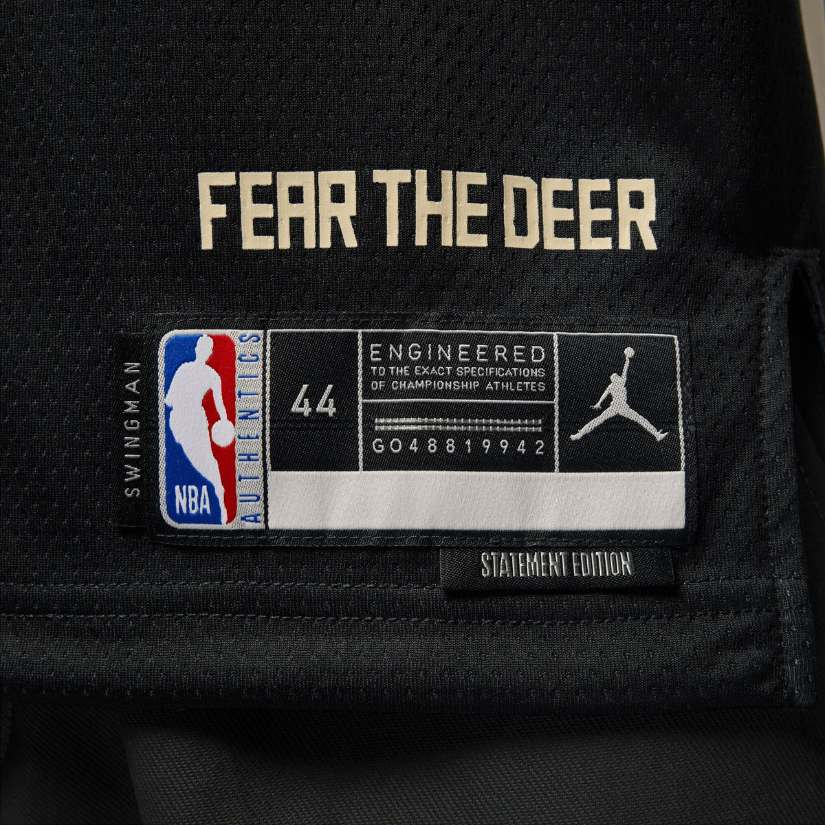 Milwaukee Bucks Statement Jersey - Giannis Antetokounmpo